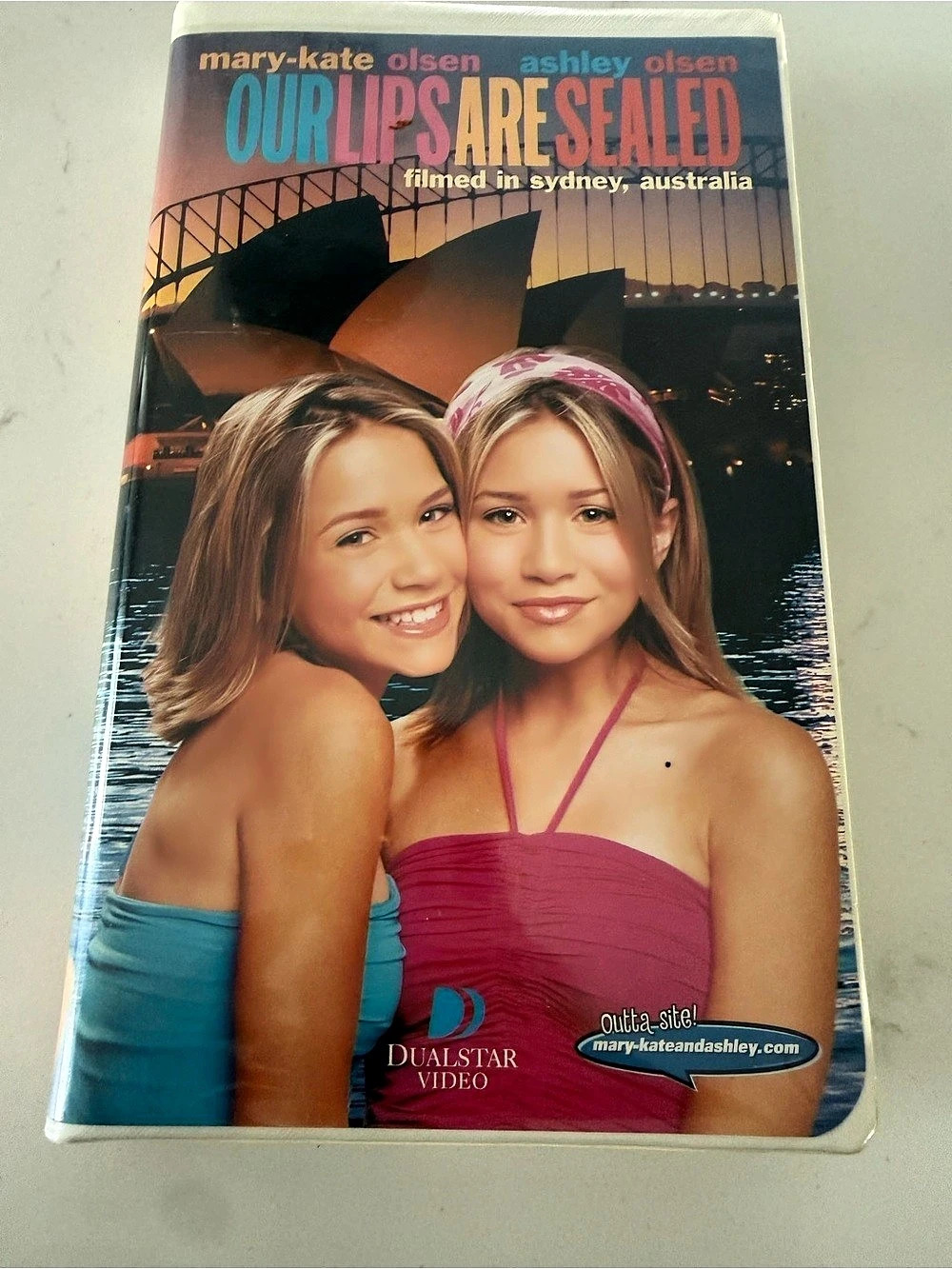 Dualstar Video Our Lips Are Sealed vhs Movie